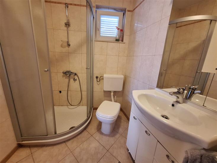 Apartment A2, for 3 persons