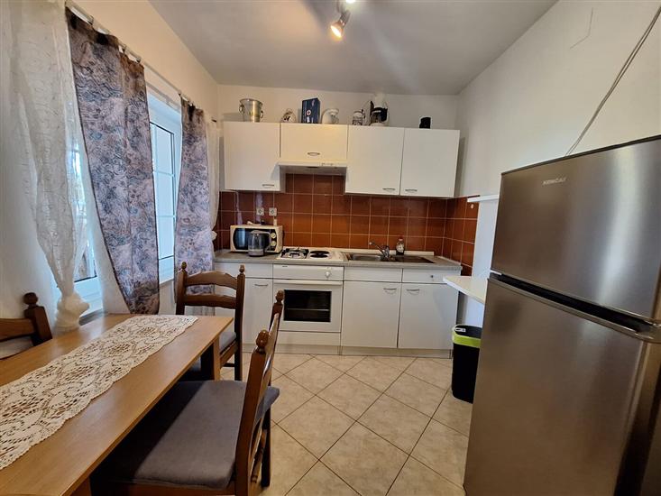Apartment A2, for 3 persons