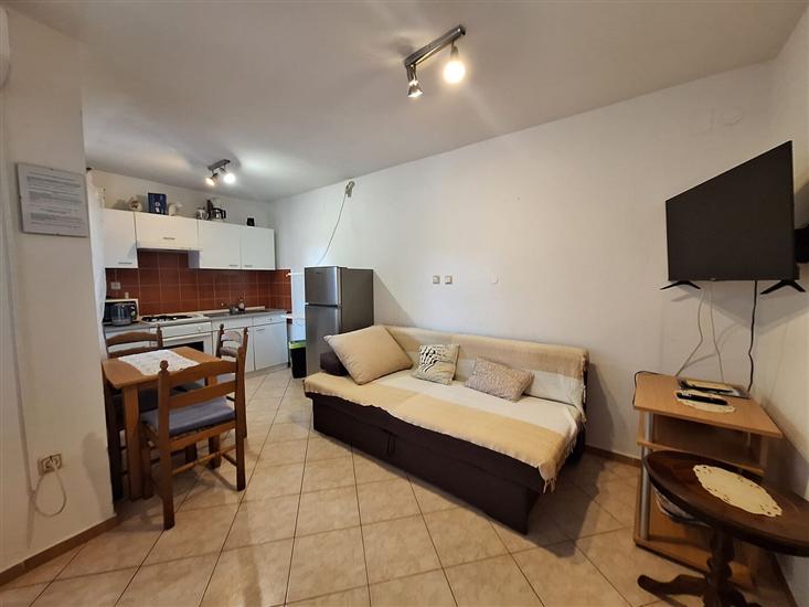 Apartment A2, for 3 persons