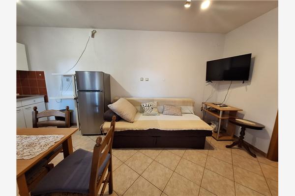Apartment A2, for 3 persons