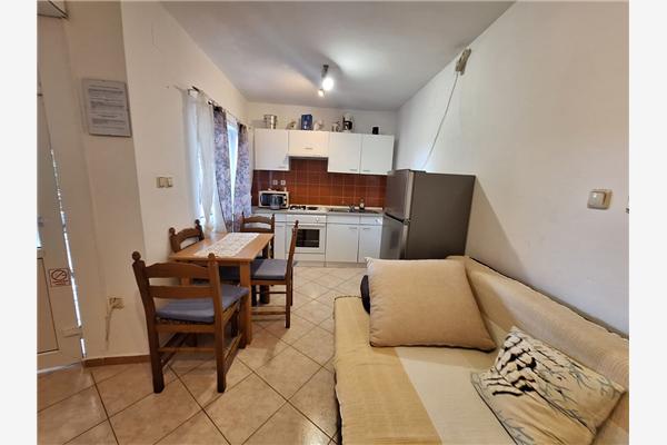 Apartment A2, for 3 persons