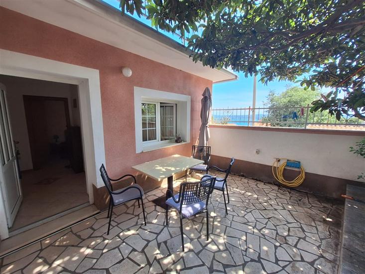 Apartment A2, for 3 persons