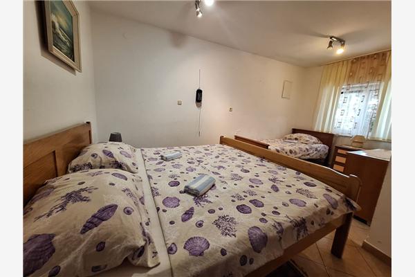 Apartment A2, for 3 persons