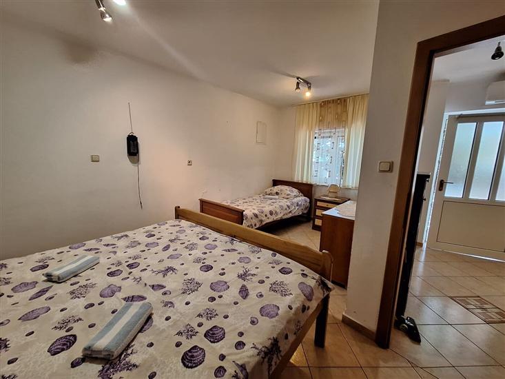 Apartment A2, for 3 persons