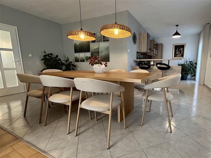 House K1, for 8 persons