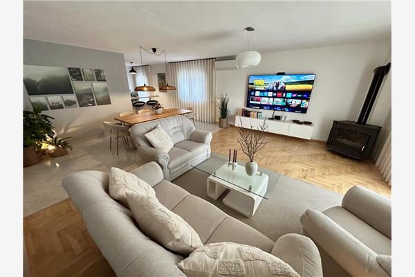 House K1, for 8 persons