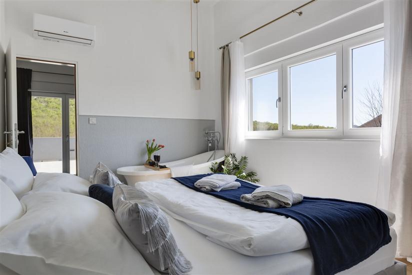 House K1, for 8 persons
