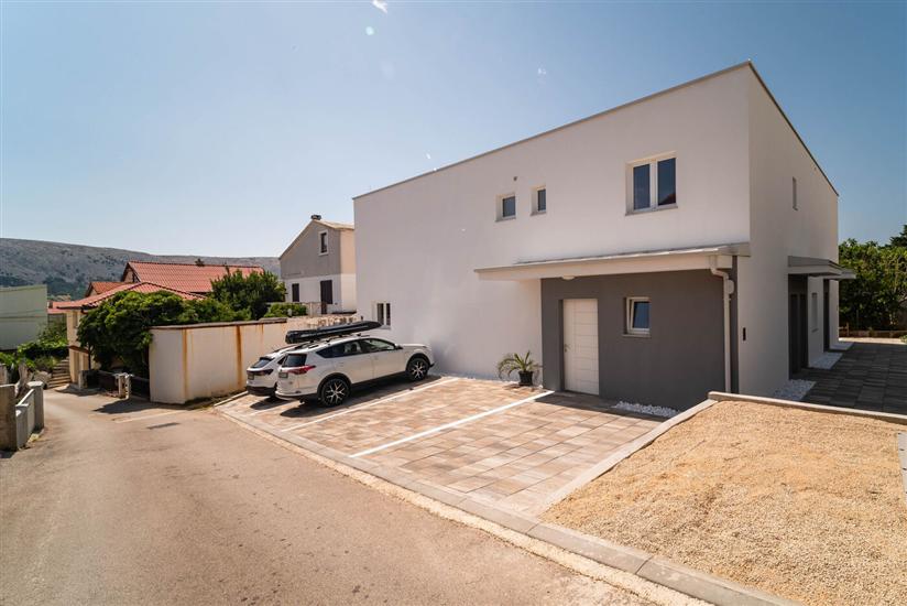 Apartments Family Apartment Antonija