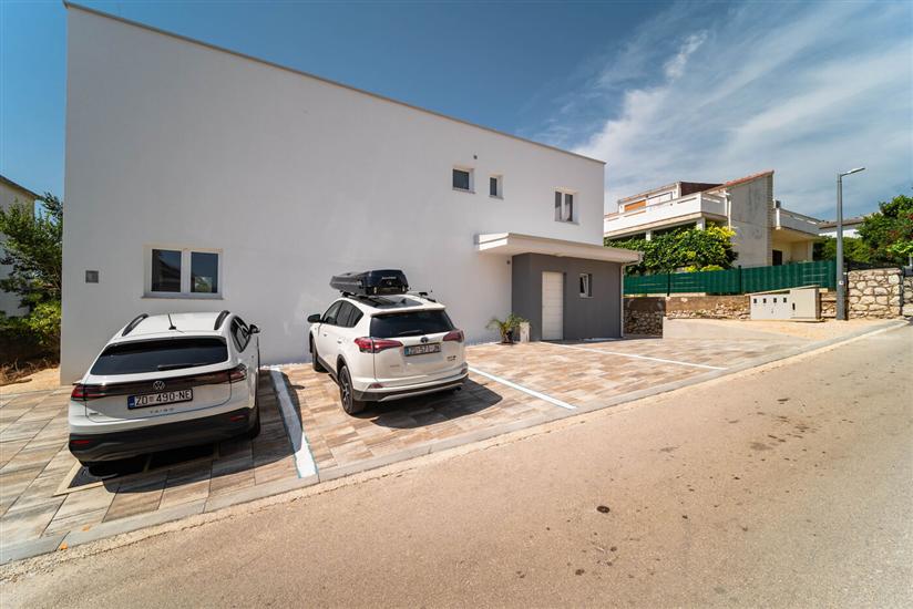 Apartments Family Apartment Antonija