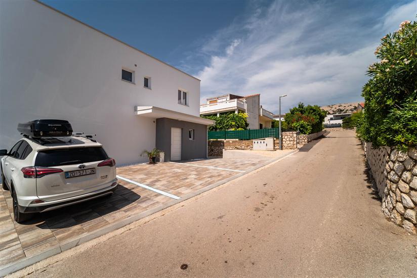 Apartments Family Apartment Antonija
