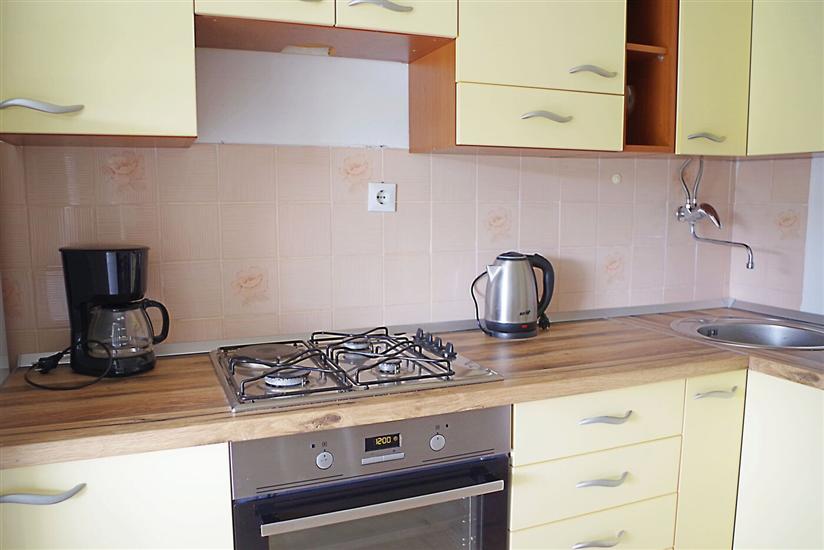 Apartment A4, for 6 persons
