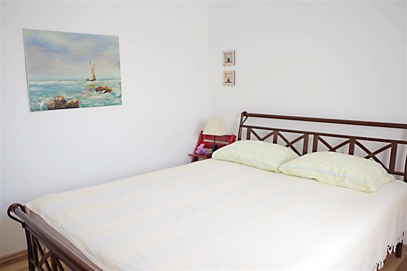Apartment A4, for 6 persons