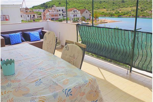 Apartment A4, for 6 persons