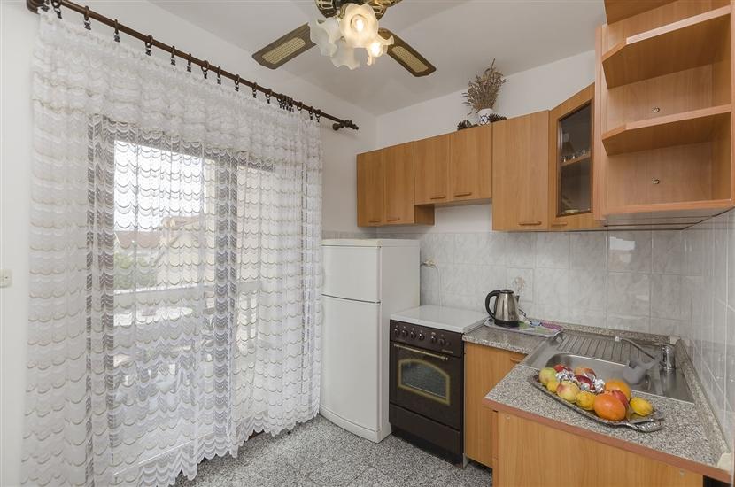 Apartment A4, for 4 persons
