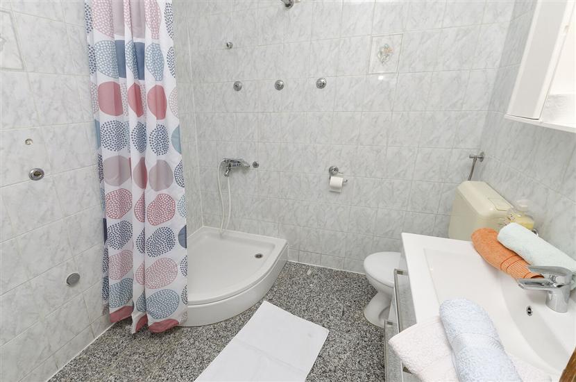 Apartment A4, for 4 persons