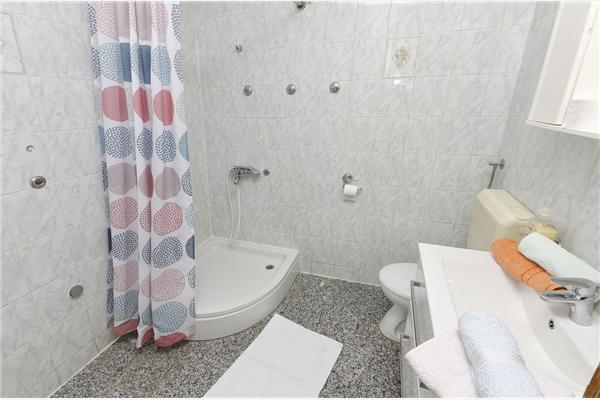 Apartment A4, for 4 persons