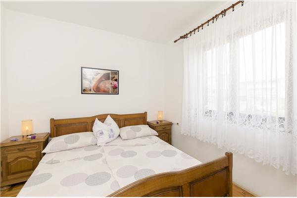 Apartment A4, for 4 persons