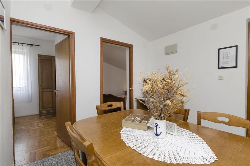 Apartment A4, for 4 persons