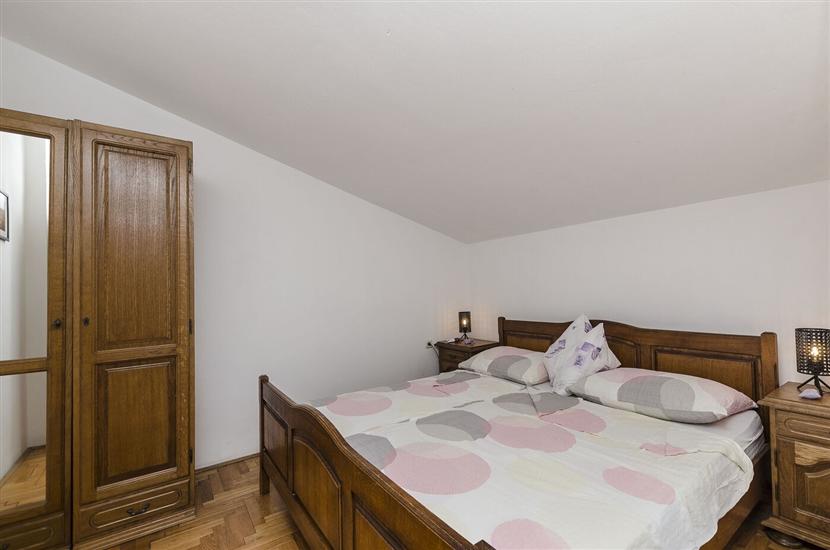 Apartment A4, for 4 persons