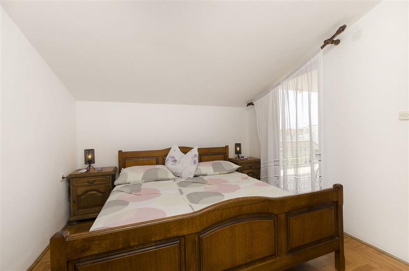 Apartment A4, for 4 persons
