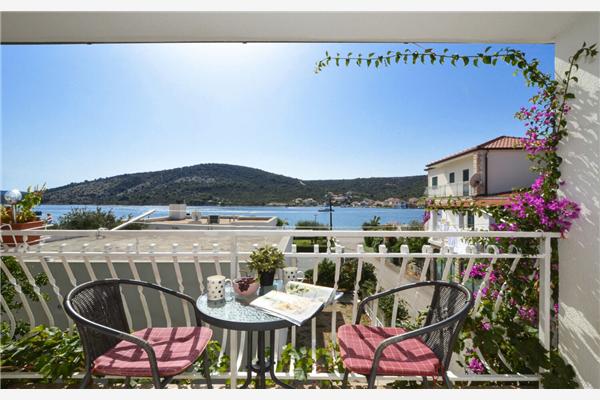 Apartment A2, for 3 persons