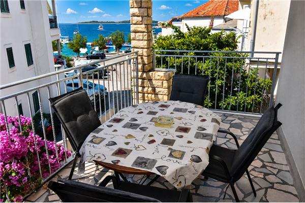 Apartment A2, for 4 persons