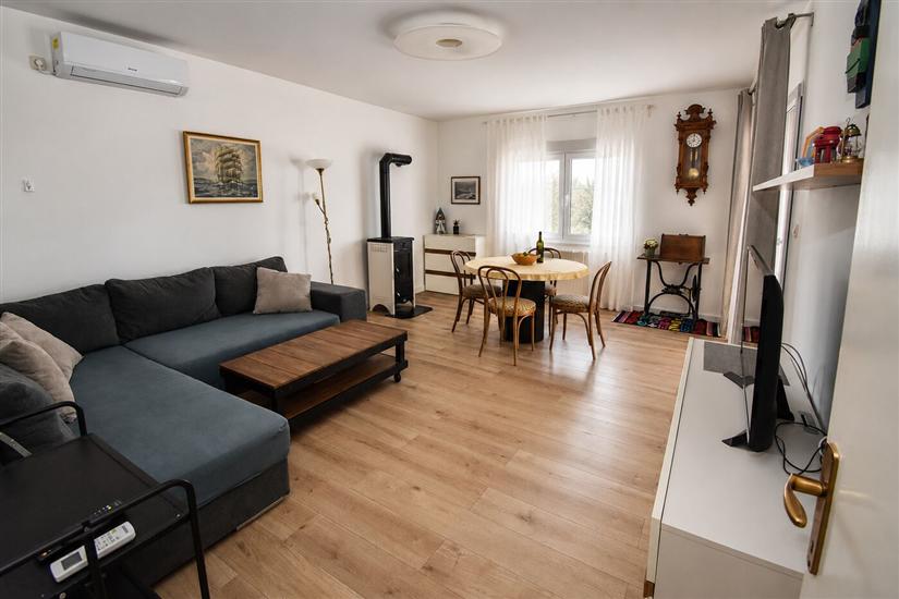 Apartment A2, for 4 persons