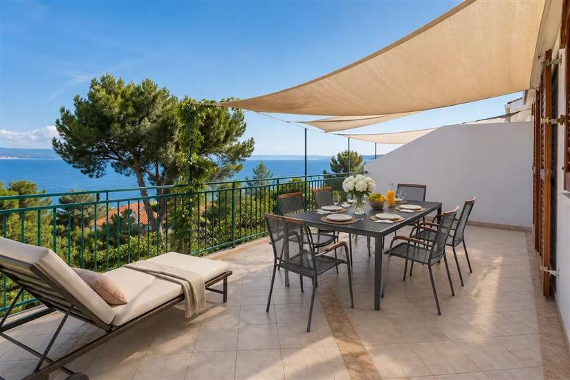 Apartment A6, for 6 persons