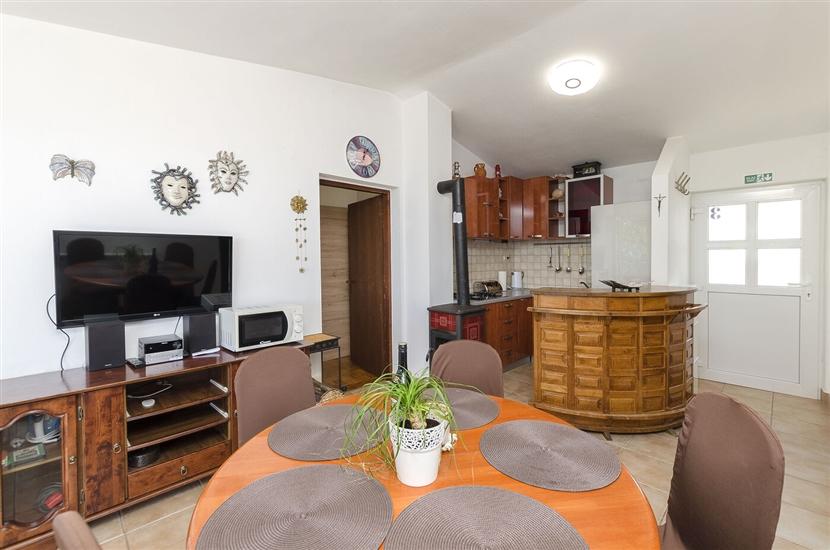 Apartment A3, for 5 persons