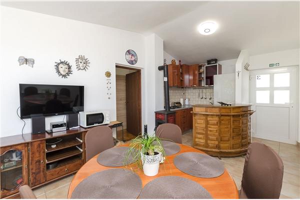 Apartment A3, for 5 persons