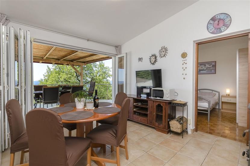 Apartment A3, for 5 persons
