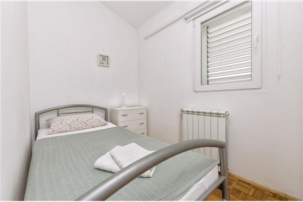 Apartment A3, for 5 persons