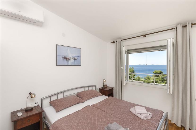 Apartment A3, for 5 persons
