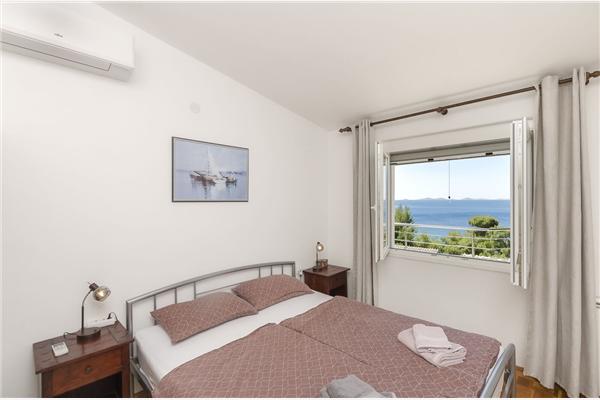 Apartment A3, for 5 persons