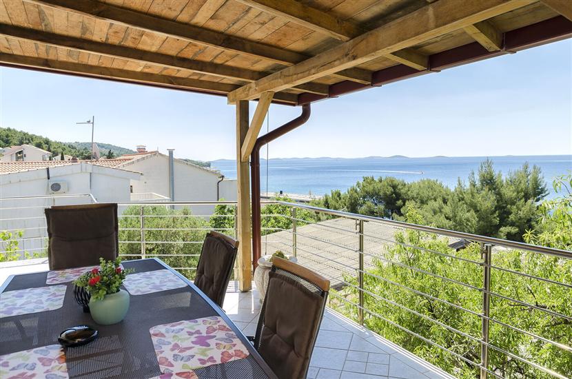 Apartment A3, for 5 persons