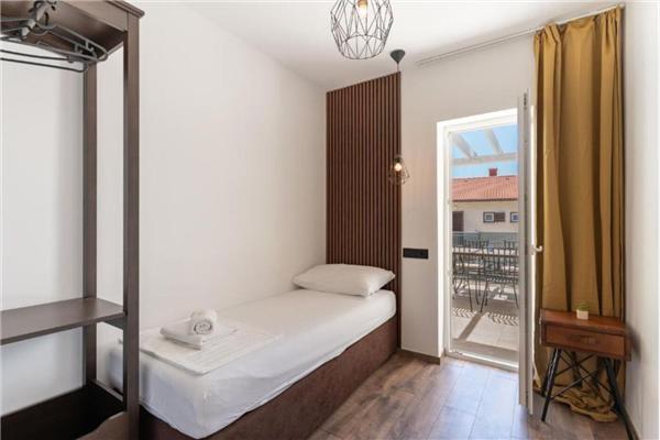 Apartment A5, for 5 persons