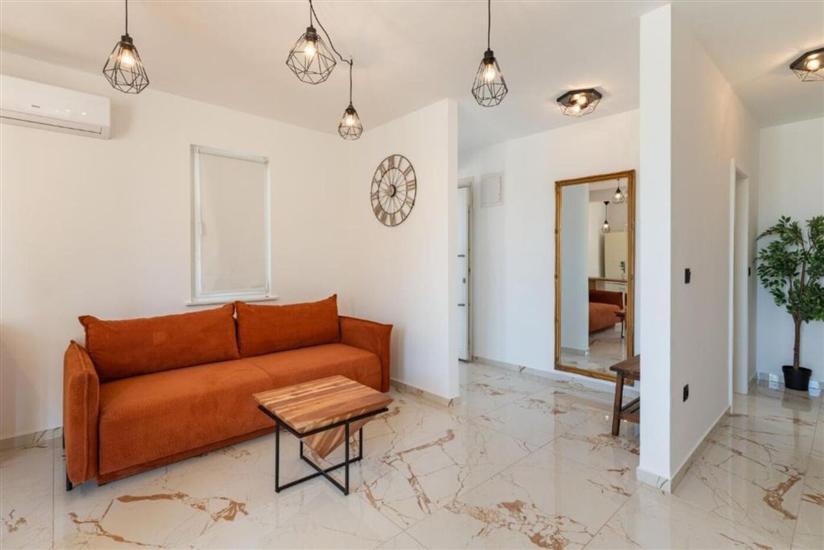 Apartment A7, for 4 persons