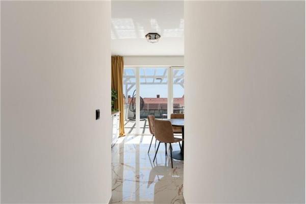 Apartment A8, for 5 persons