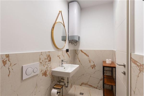 Apartment A8, for 5 persons