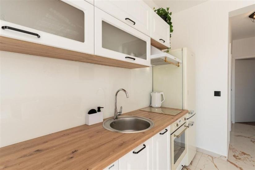 Apartment A9, for 5 persons