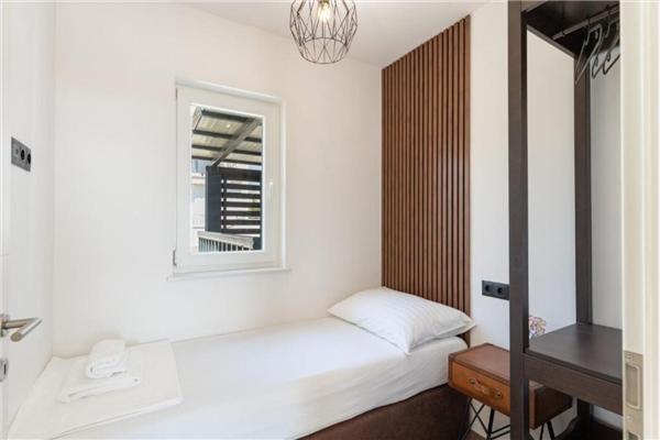 Apartment A9, for 5 persons