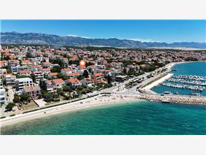 Apartments Villa Amfora Novalja - island Pag, Size 45.00 m2, Accommodation with pool, Airline distance to the sea 80 m