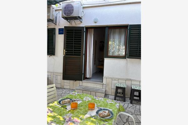 Apartment A1, for 3 persons