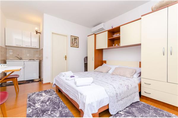 Apartment A1, for 2 persons