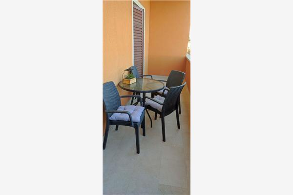 Apartment A1, for 6 persons
