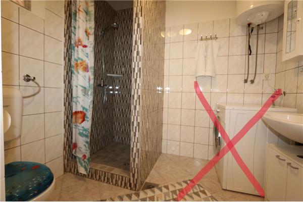Apartman A2, za 5 osoba/e
