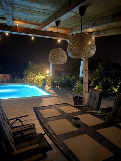 Vila Kala Entire Villa with Private Pool