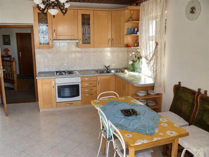 Room S1, for 2 persons