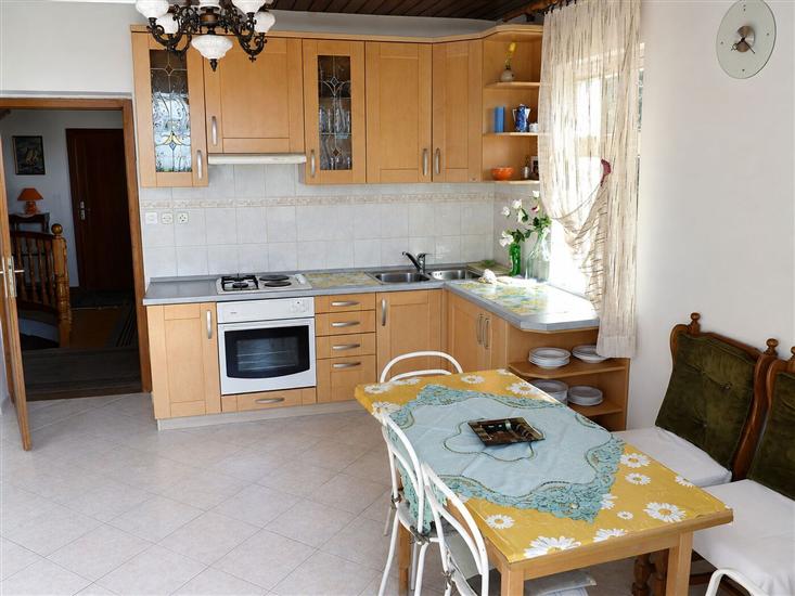 Room S2, for 4 persons