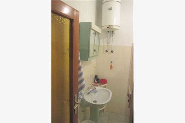 Room S2, for 4 persons